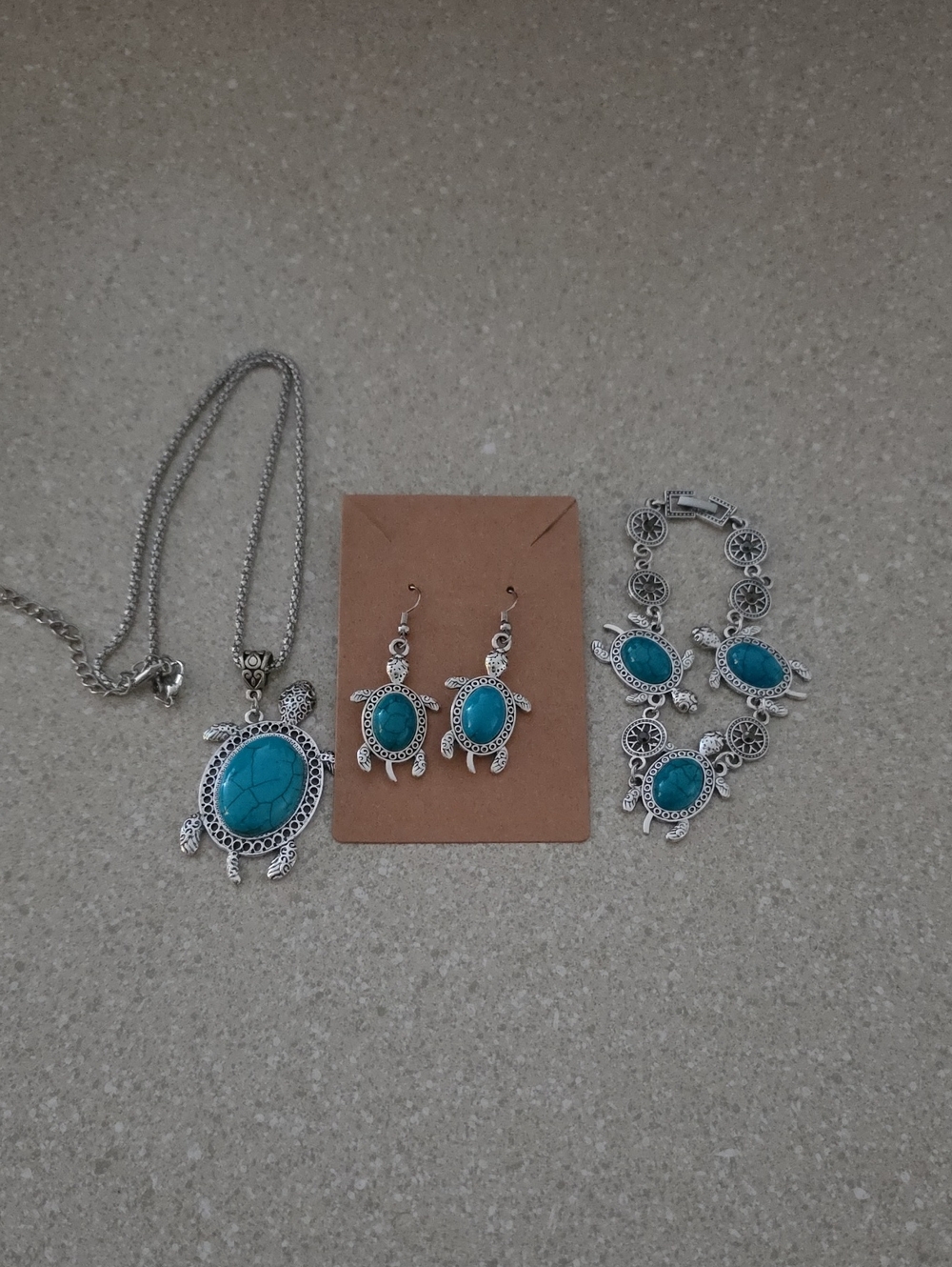 Turquoise Turtle Pendant Necklace, Earrings & Bracelet Set - Silver Tone